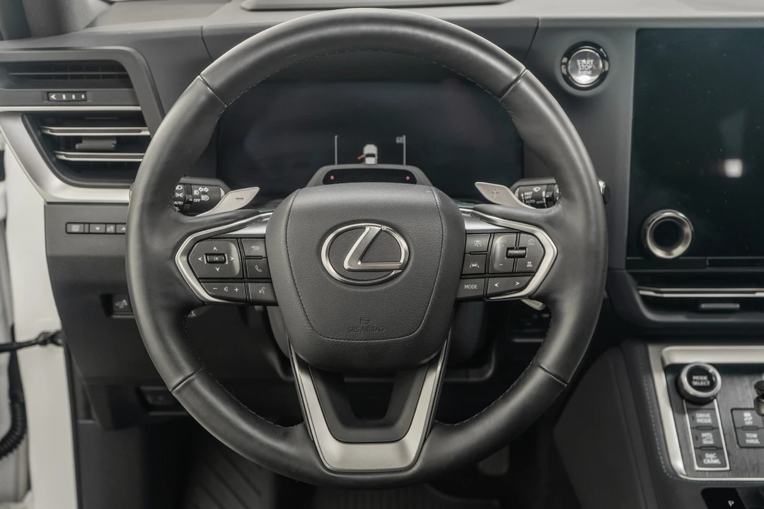 2024 Lexus GX 3rd Gen - Image 15 of 21