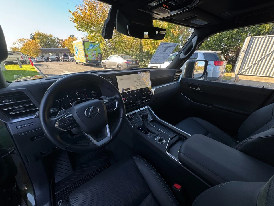 2024 Lexus GX 3rd Gen - Image 10 of 21