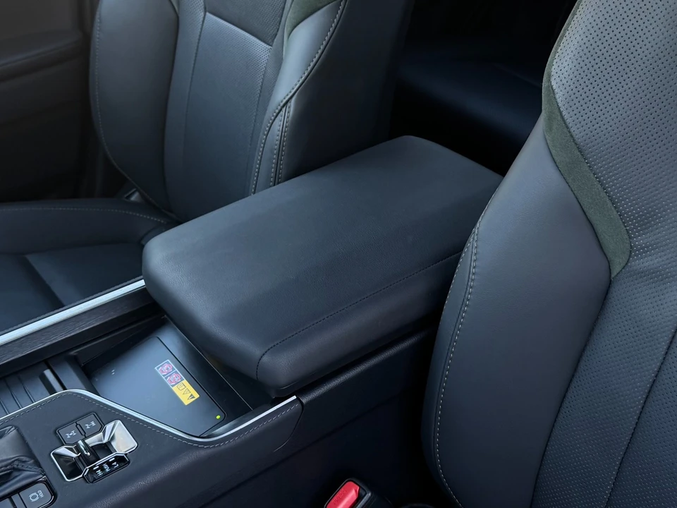 2024 Lexus GX 3rd Gen - Image 13 of 21