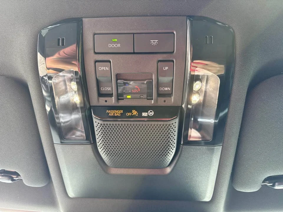 2024 Lexus GX 3rd Gen - Image 6 of 17