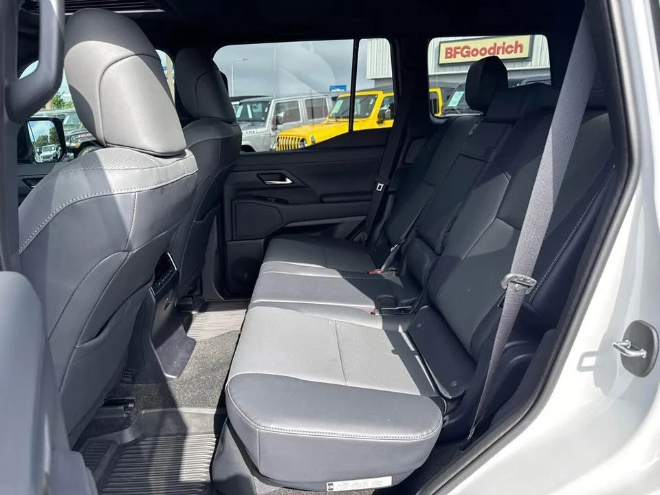 2024 Lexus GX 3rd Gen - Image 13 of 17