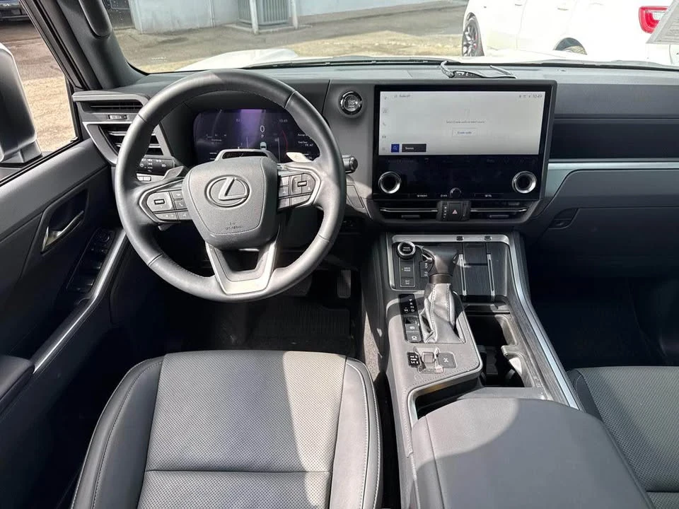 2024 Lexus GX 3rd Gen - Image 5 of 17