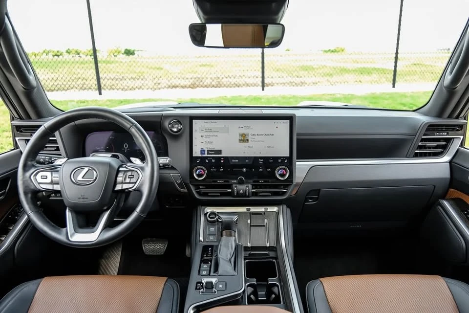 2024 Lexus GX 3rd Gen - Image 8 of 18