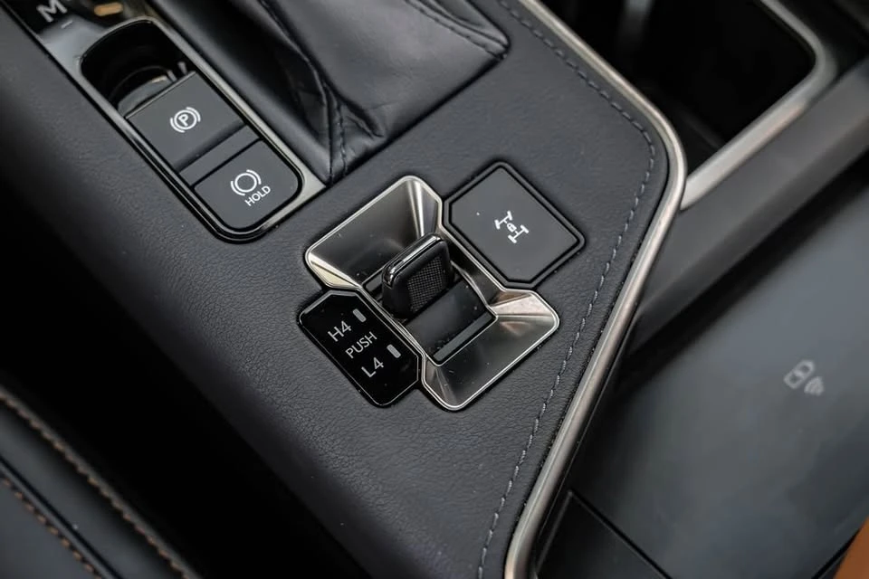 2024 Lexus GX 3rd Gen - Image 11 of 18