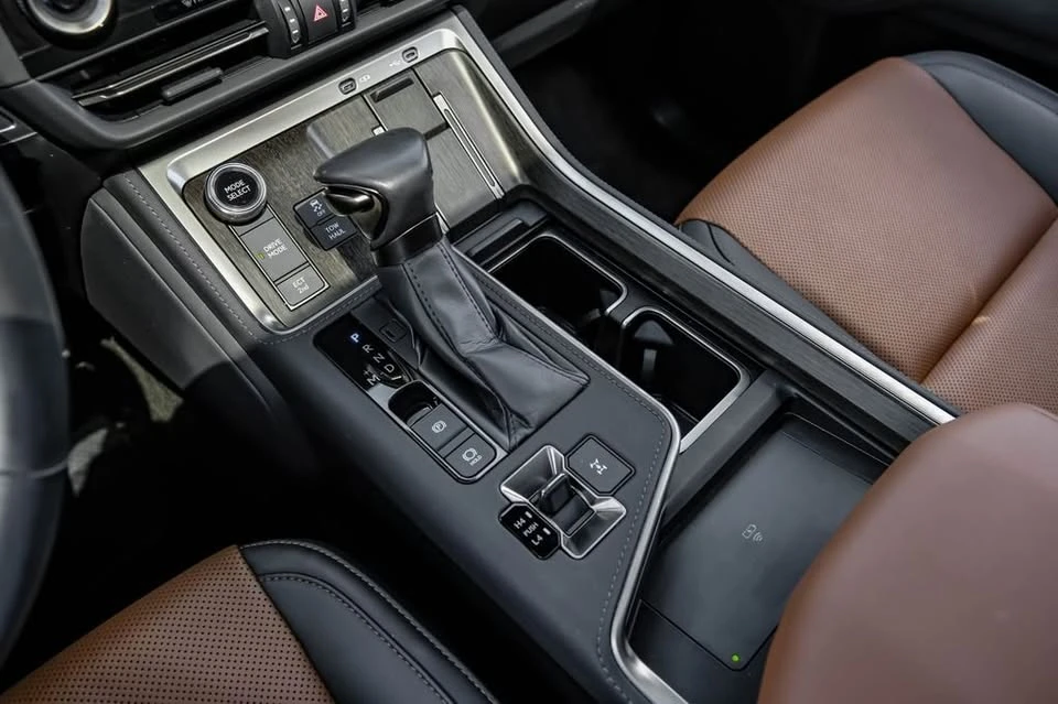 2024 Lexus GX 3rd Gen - Image 10 of 18