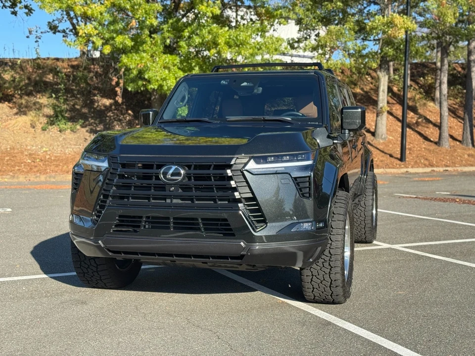 2024 Lexus GX 3rd Gen - Image 3 of 12