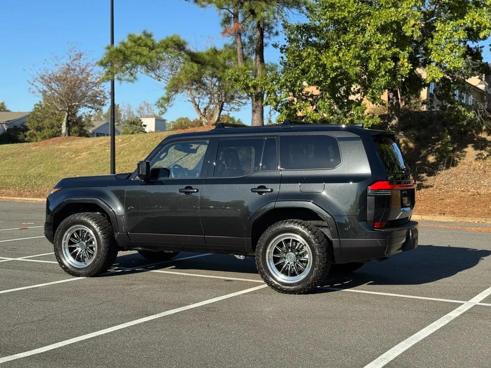 2024 Lexus GX 3rd Gen - Image 7 of 12
