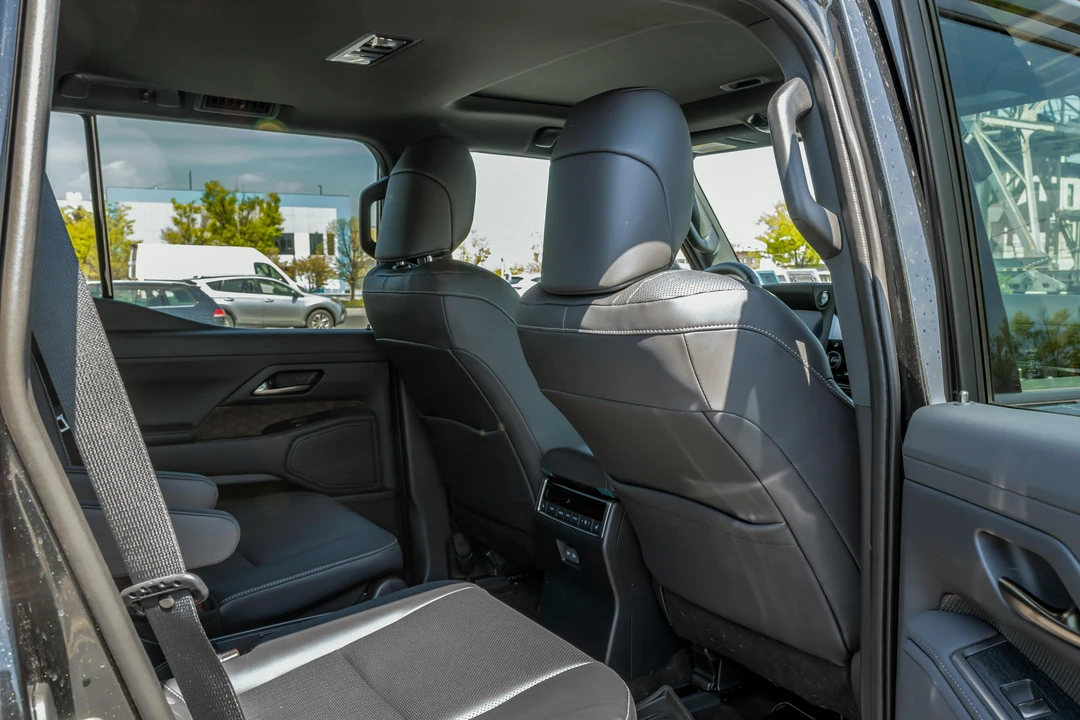 2024 Lexus GX 3rd Gen - Image 24 of 31