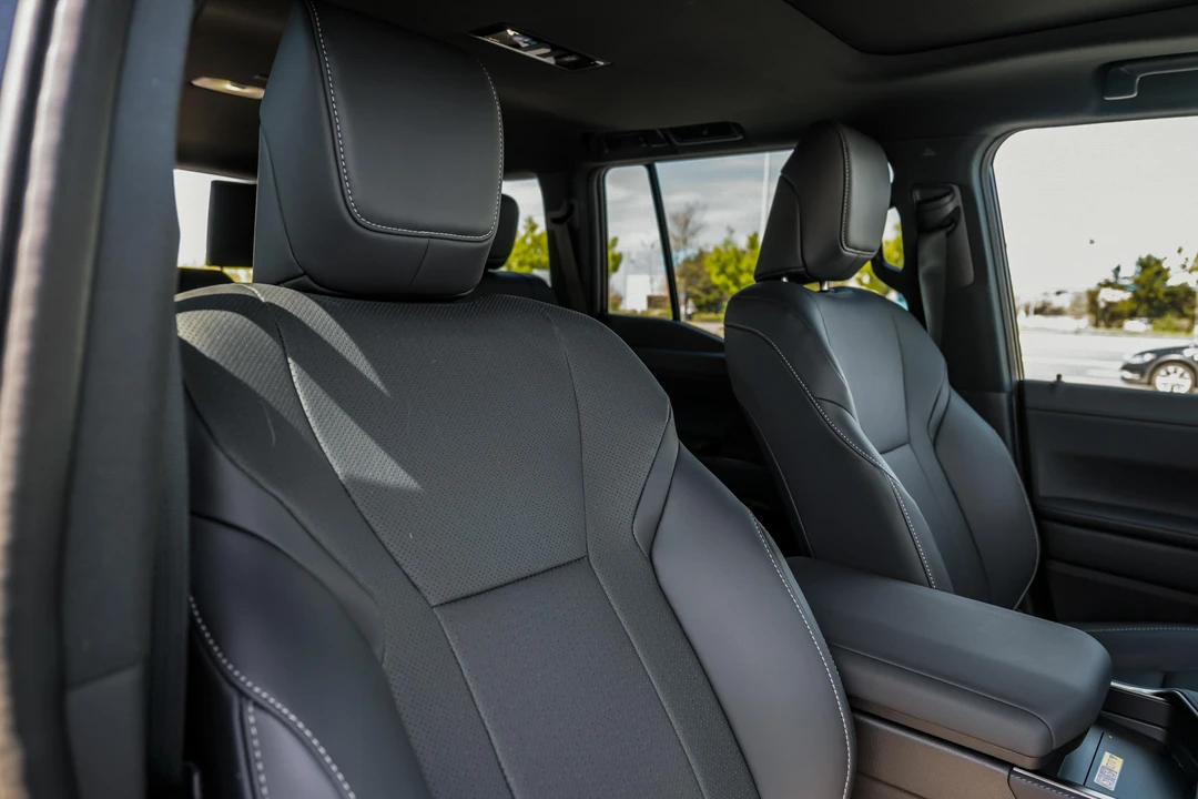 2024 Lexus GX 3rd Gen - Image 17 of 31