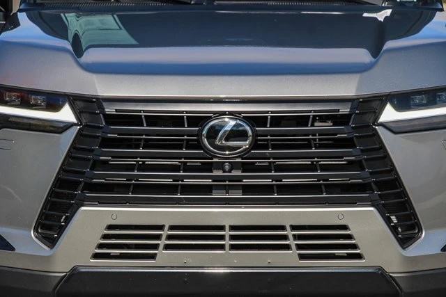 2024 Lexus GX 3rd Gen - Image 7 of 12