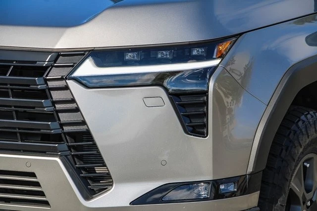 2024 Lexus GX 3rd Gen - Image 8 of 12