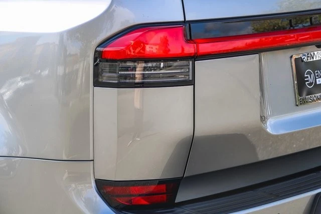 2024 Lexus GX 3rd Gen - Image 11 of 12