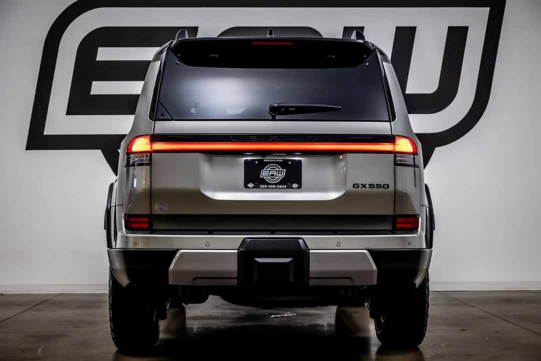 2024 Lexus GX 3rd Gen - Image 11 of 12