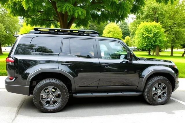 2024 Lexus GX 3rd Gen - Image 17 of 21