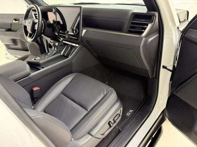 2024 Lexus GX 3rd Gen - Image 17 of 21
