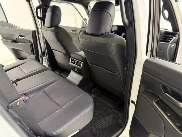 2024 Lexus GX 3rd Gen - Image 19 of 21