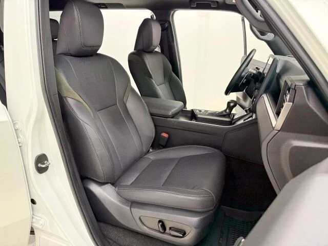 2024 Lexus GX 3rd Gen - Image 18 of 21