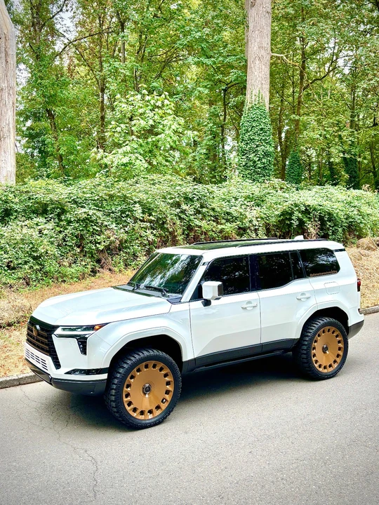 2024 Lexus GX 3rd Gen - Image 4 of 21