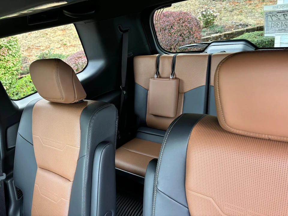 2024 Lexus GX 3rd Gen - Image 18 of 21