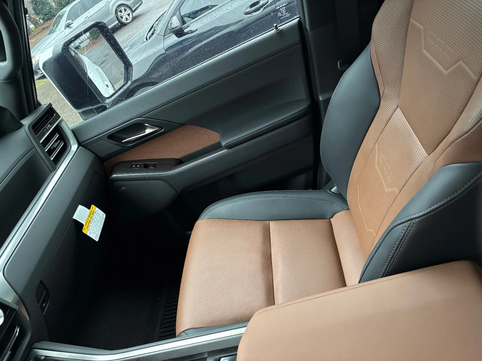 2024 Lexus GX 3rd Gen - Image 20 of 21
