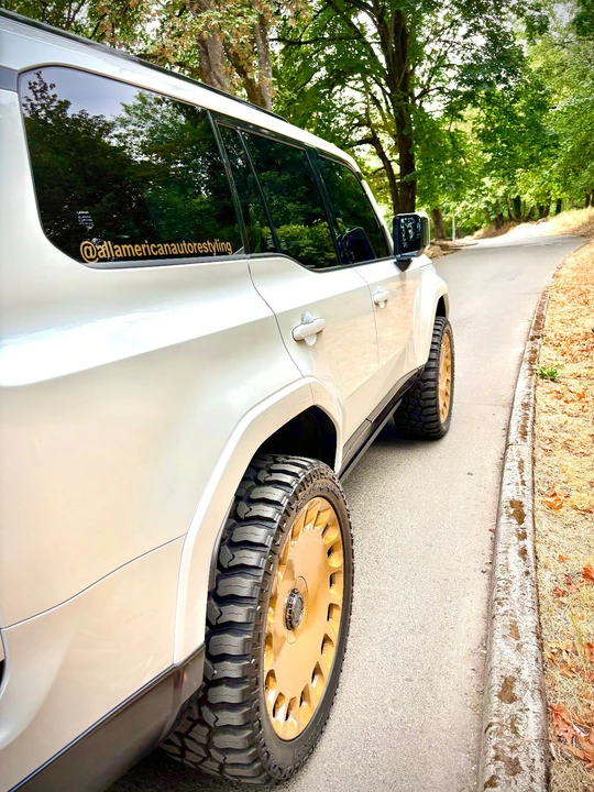 2024 Lexus GX 3rd Gen - Image 12 of 21