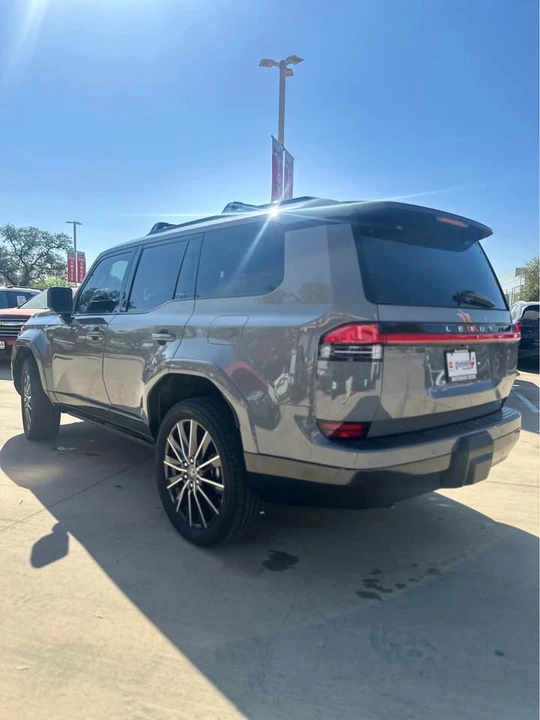 2024 Lexus GX 3rd Gen - Image 6 of 6