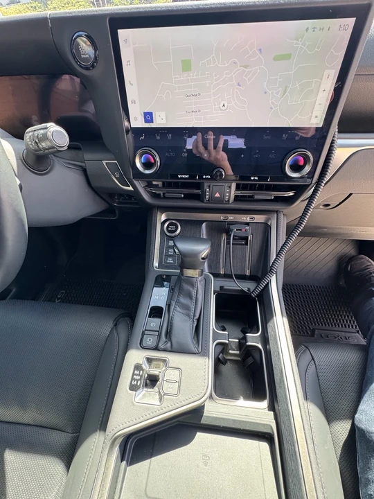 2024 Lexus GX 3rd Gen - Image 15 of 21