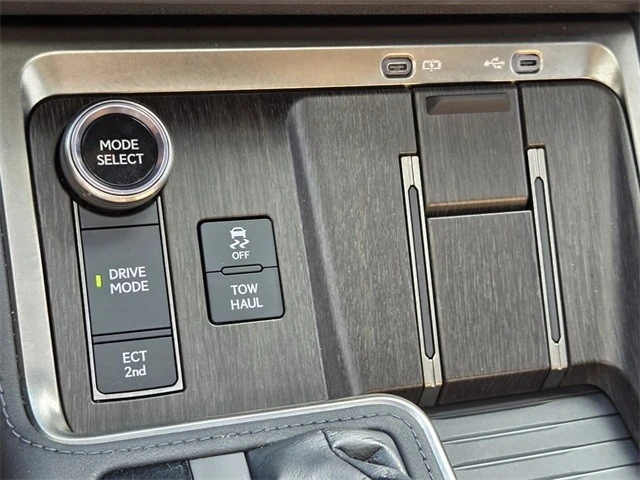 2024 Lexus GX 3rd Gen - Image 21 of 21