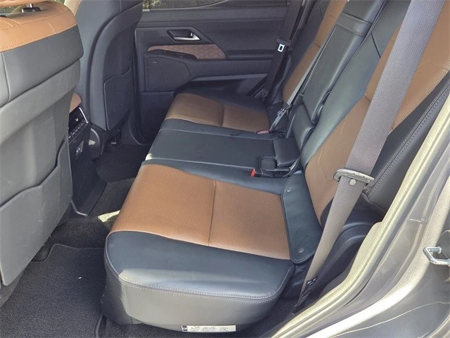 2024 Lexus GX 3rd Gen - Image 10 of 21