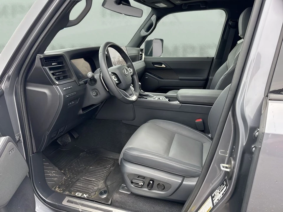 2024 Lexus GX 3rd Gen - Image 9 of 12