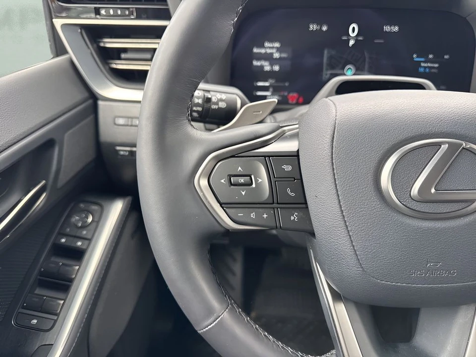 2024 Lexus GX 3rd Gen - Image 17 of 21