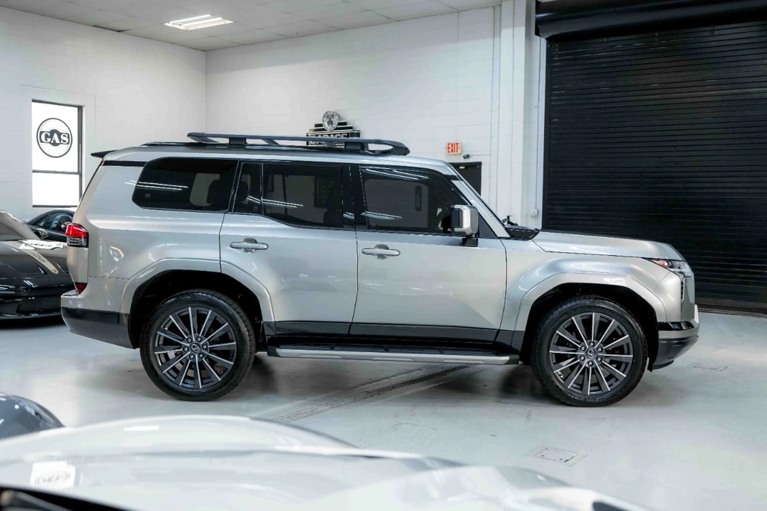 2024 Lexus GX 3rd Gen - Image 7 of 12