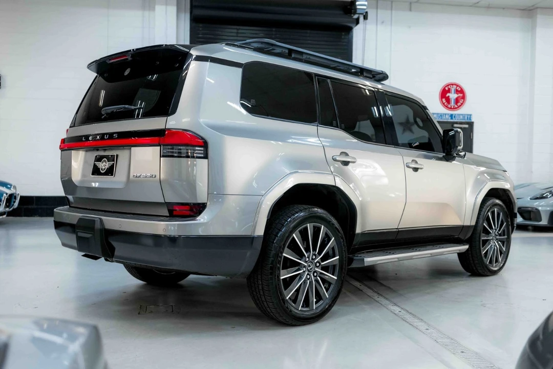 2024 Lexus GX 3rd Gen - Image 8 of 12