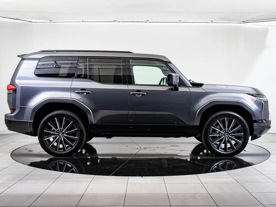 2024 Lexus GX 3rd Gen - Image 5 of 21