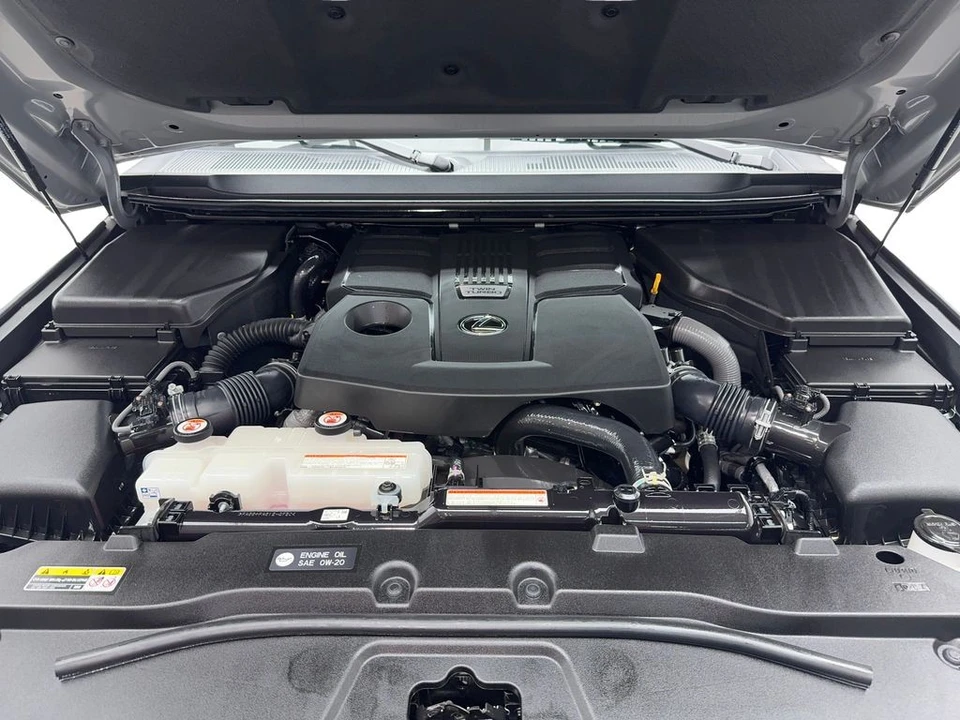 2024 Lexus GX 3rd Gen - Image 19 of 21