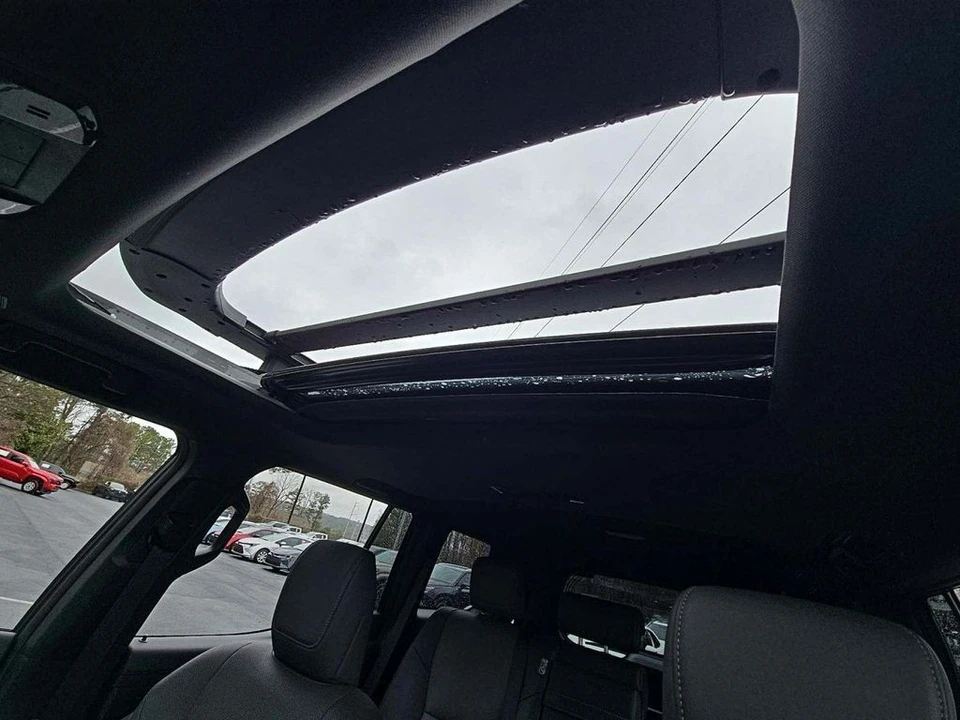 2024 Lexus GX 3rd Gen - Image 8 of 10