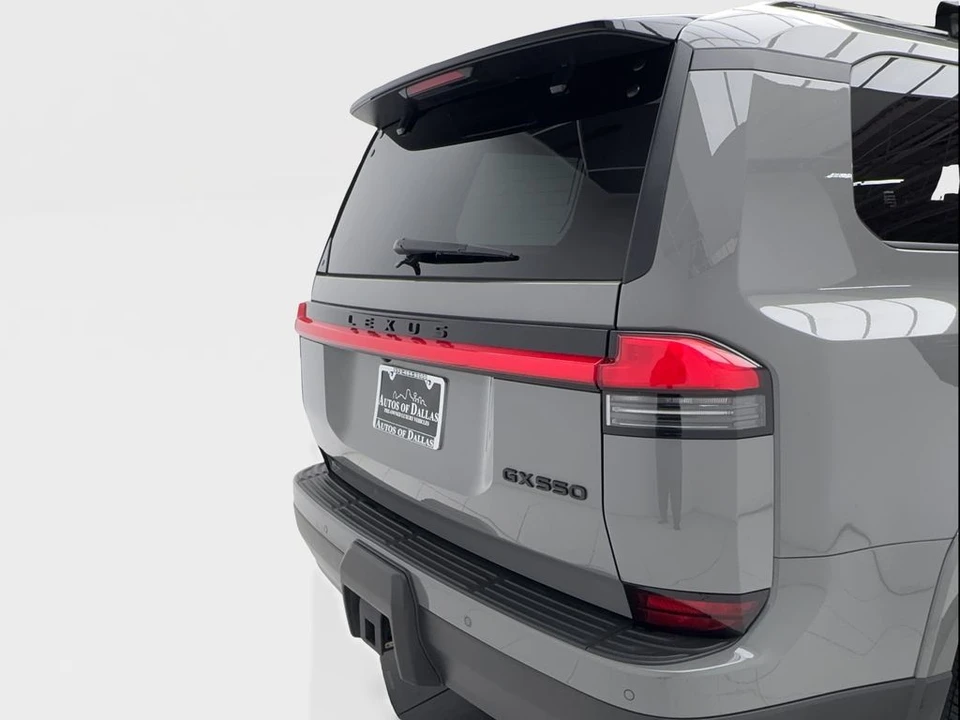 2024 Lexus GX 3rd Gen - Image 11 of 21