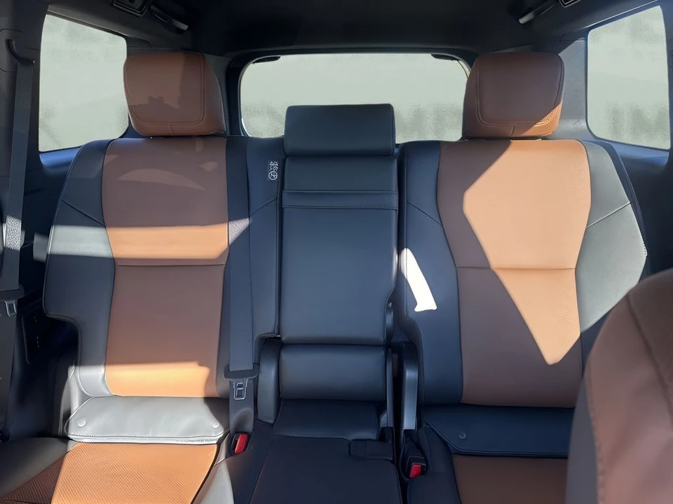 2024 Lexus GX 3rd Gen - Image 12 of 12