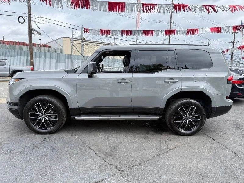 2024 Lexus GX 3rd Gen - Image 5 of 12