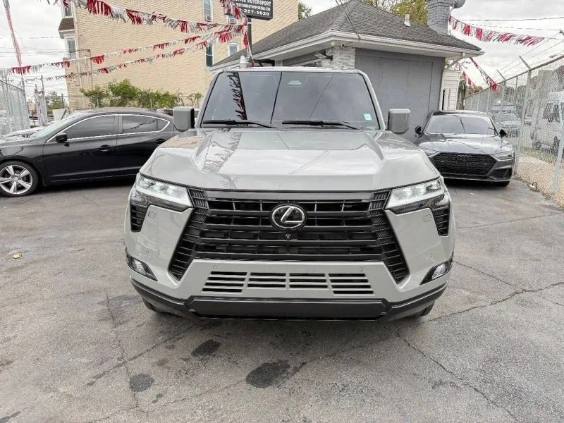 2024 Lexus GX 3rd Gen - Image 11 of 12