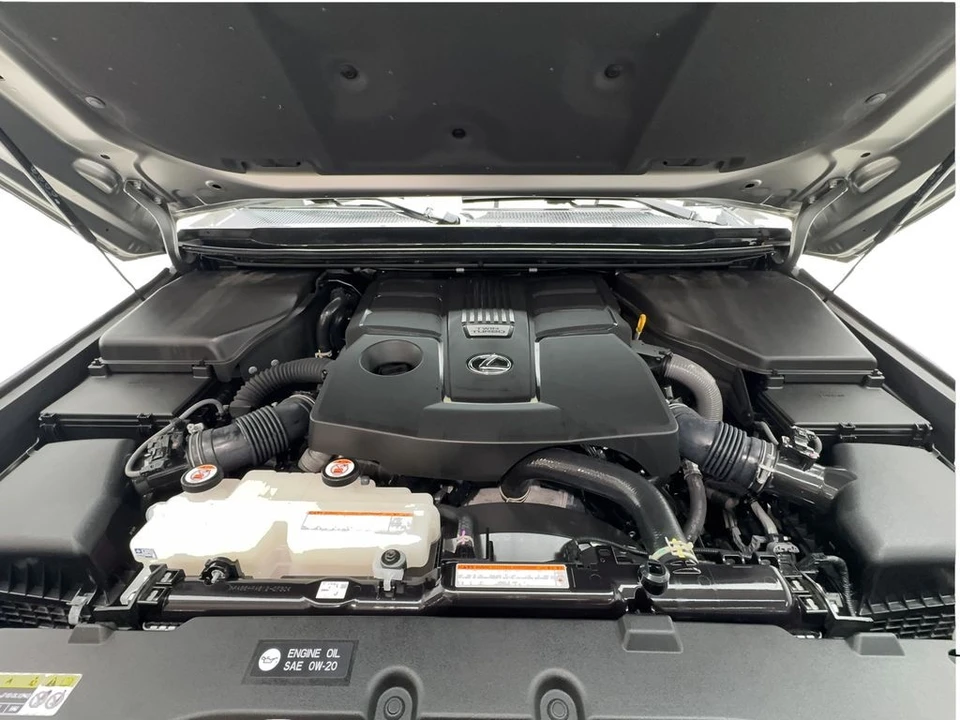 2024 Lexus GX 3rd Gen - Image 17 of 21