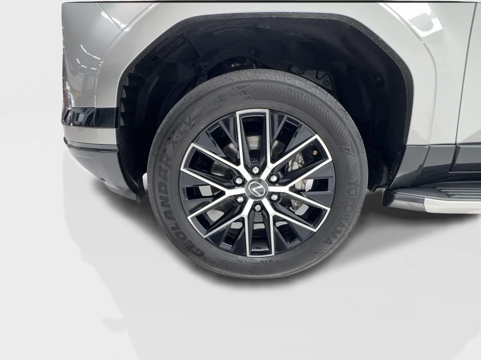 2024 Lexus GX 3rd Gen - Image 12 of 21