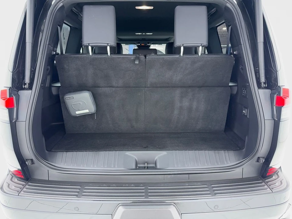 2024 Lexus GX 3rd Gen - Image 13 of 21