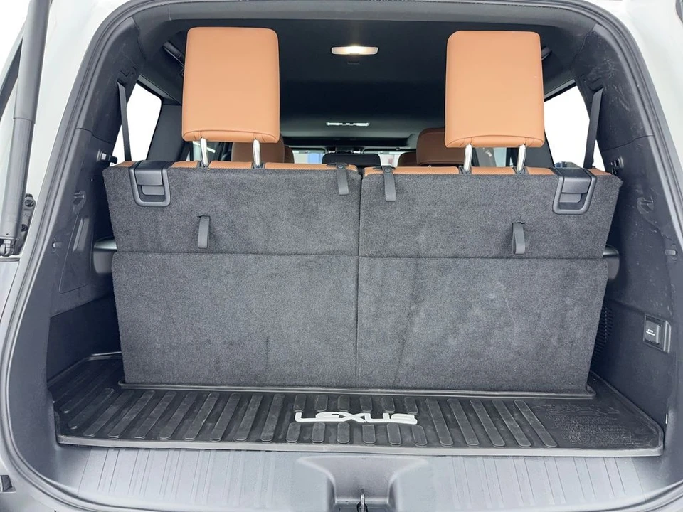 2024 Lexus GX 3rd Gen - Image 20 of 21