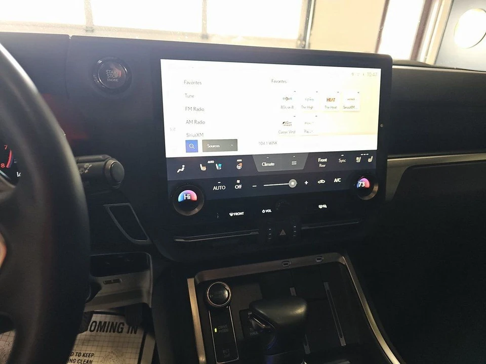 2024 Lexus GX 3rd Gen - Image 6 of 10