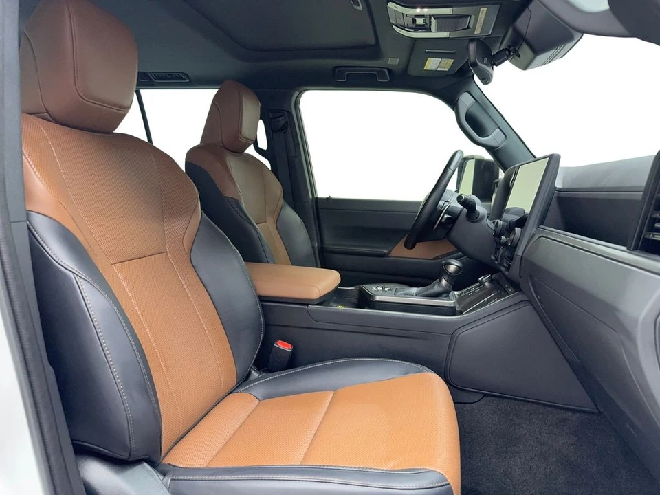 2024 Lexus GX 3rd Gen - Image 19 of 21