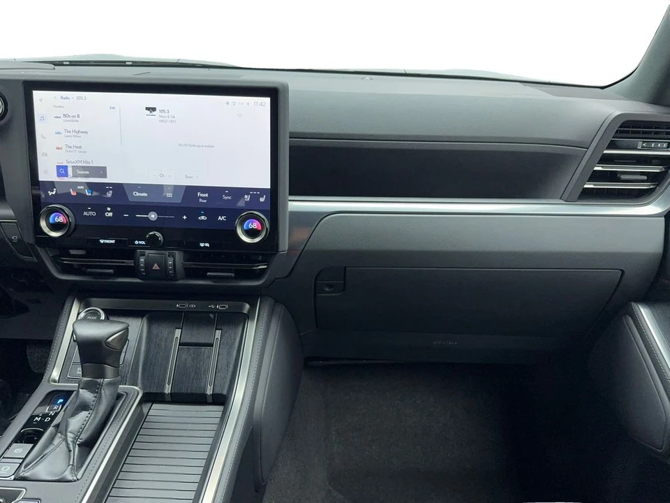 2024 Lexus GX 3rd Gen - Image 19 of 21