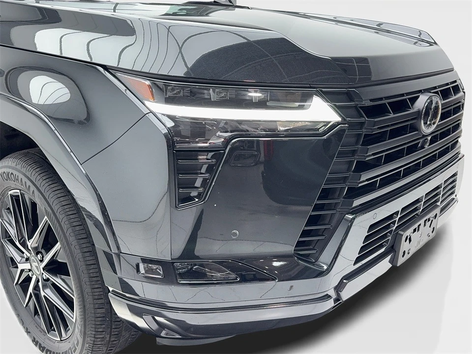 2024 Lexus GX 3rd Gen - Image 3 of 12