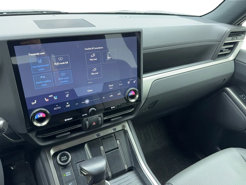 2024 Lexus GX 3rd Gen - Image 20 of 21