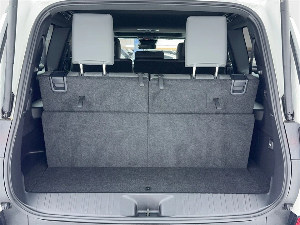 2024 Lexus GX 3rd Gen - Image 12 of 12